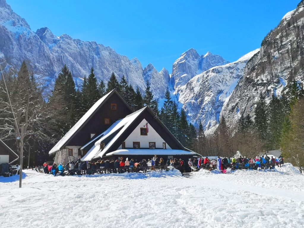 A trailside hut in Planica filled with ski fans