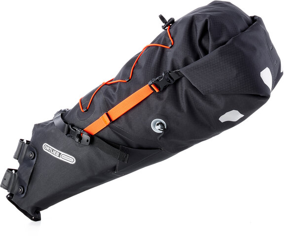 The regulate seat pack turns into a back pack and stores all you need