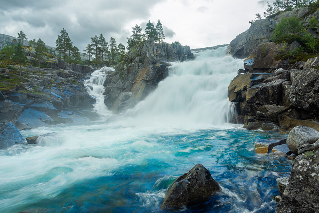 One of the many waterfalls in Lomsdal-Visten National Park.