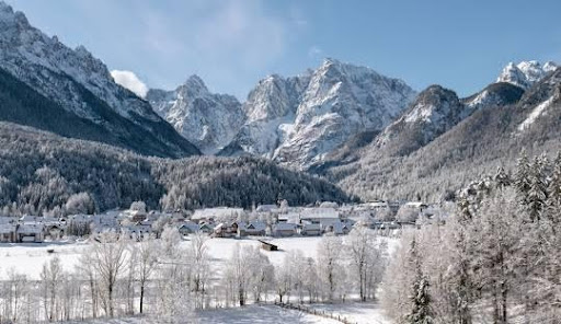 The village of Kranjska Gora, where guests learn to make and taste štruklji.